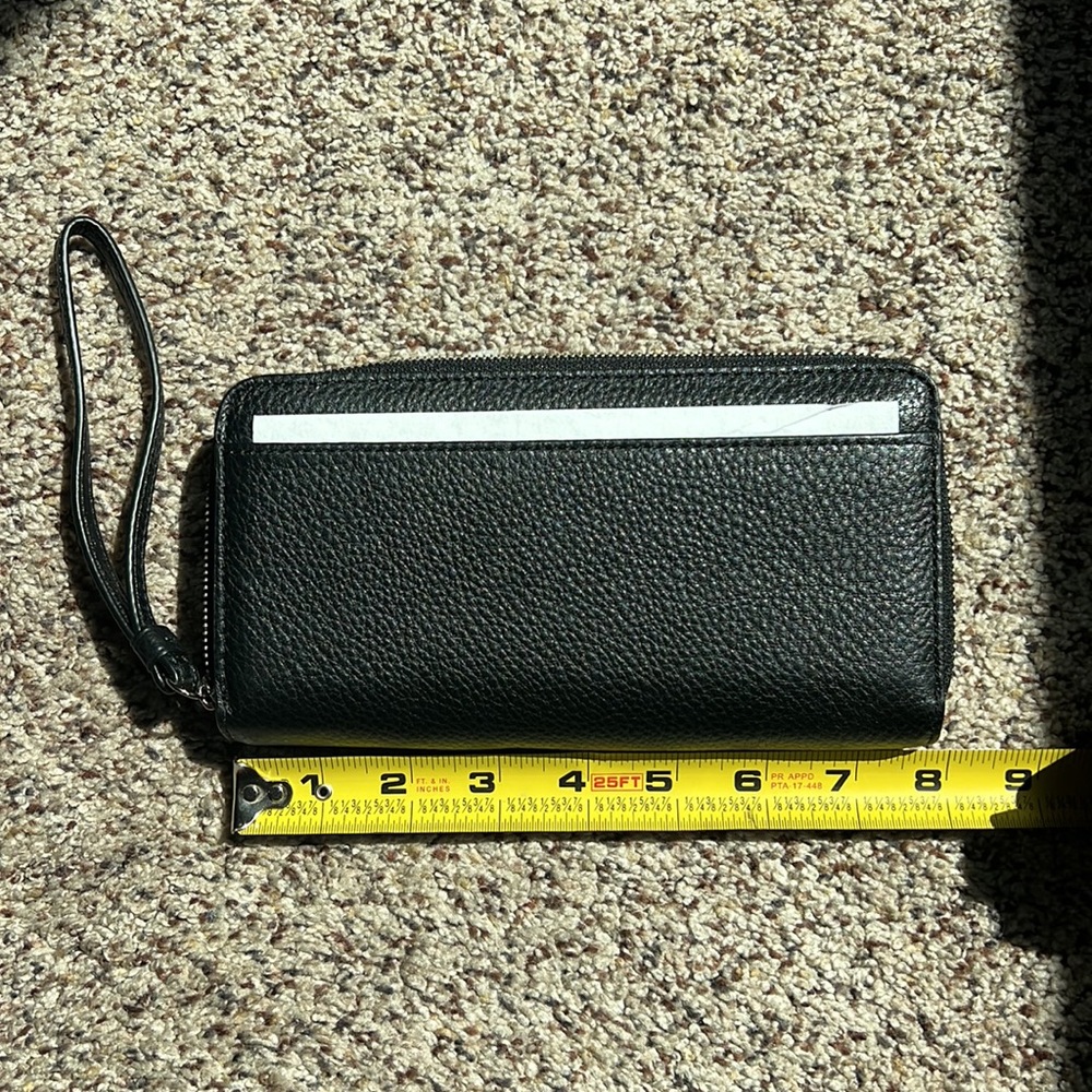 NWT COACH black leather wallet/ wristlet - Picture 2 of 10